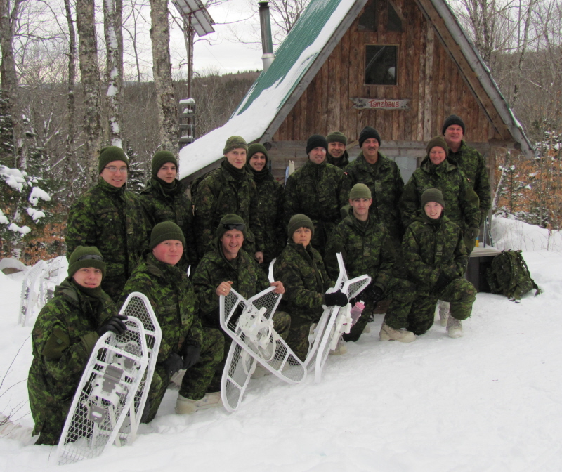 Zoom in Military group 010.