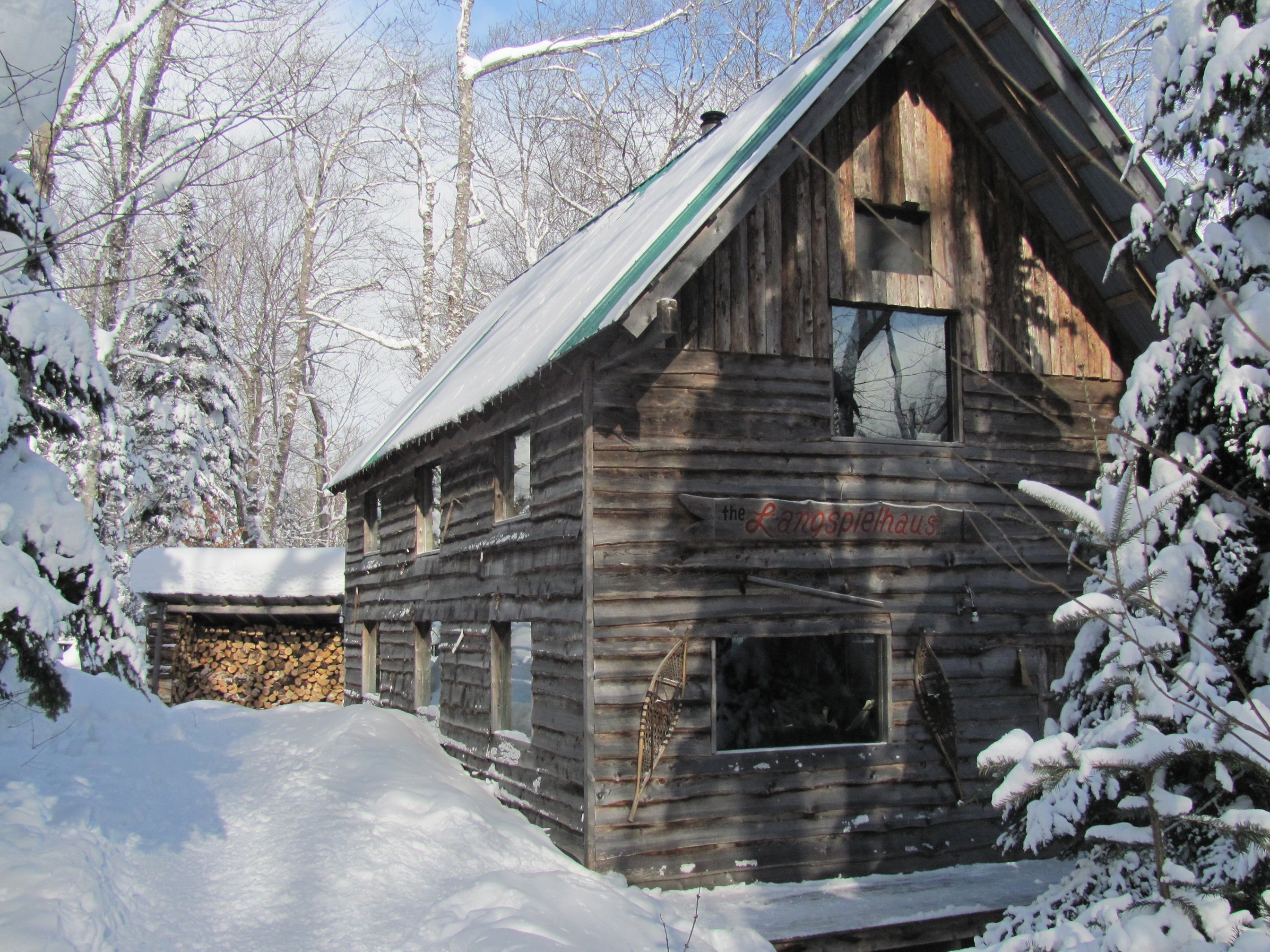 Langspeilhaus Jan 01 2014.jpg Langspeilhaus Jan 01 2014.jpg