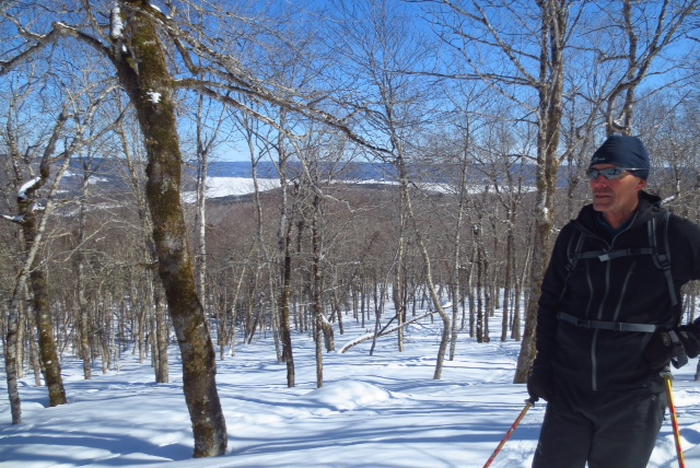 Zoom in Keith & Telly Hill.jpg