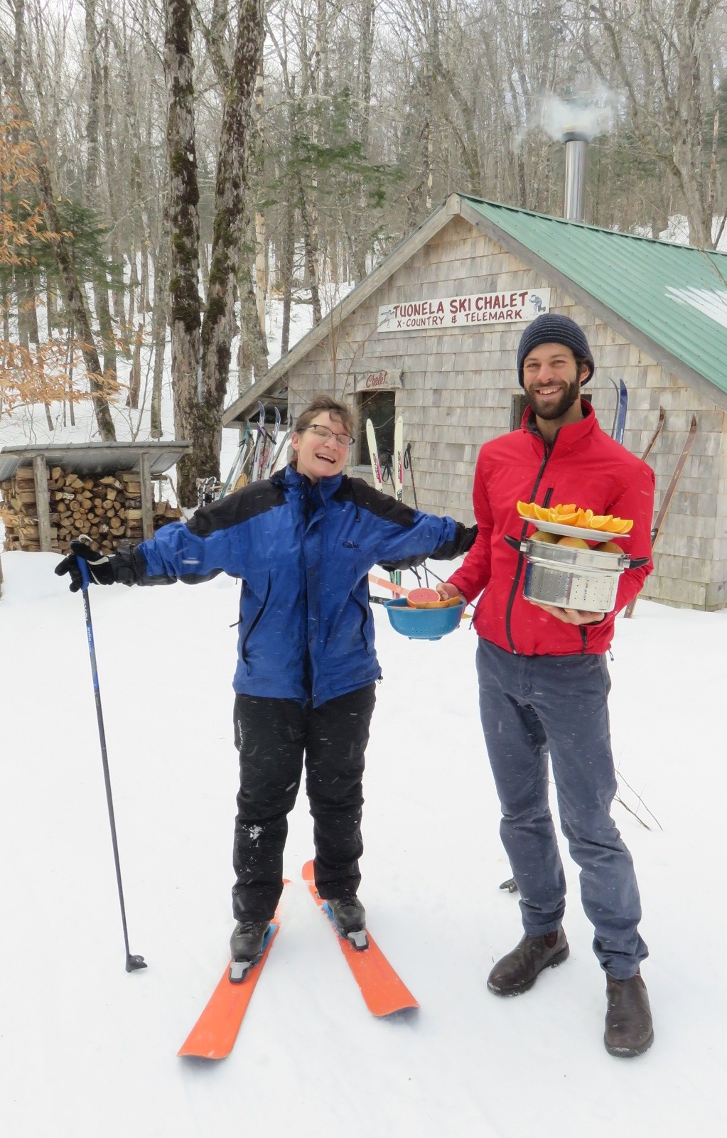 Phillippe delivers brekky..jpg Phillippe delivers brekky..jpg