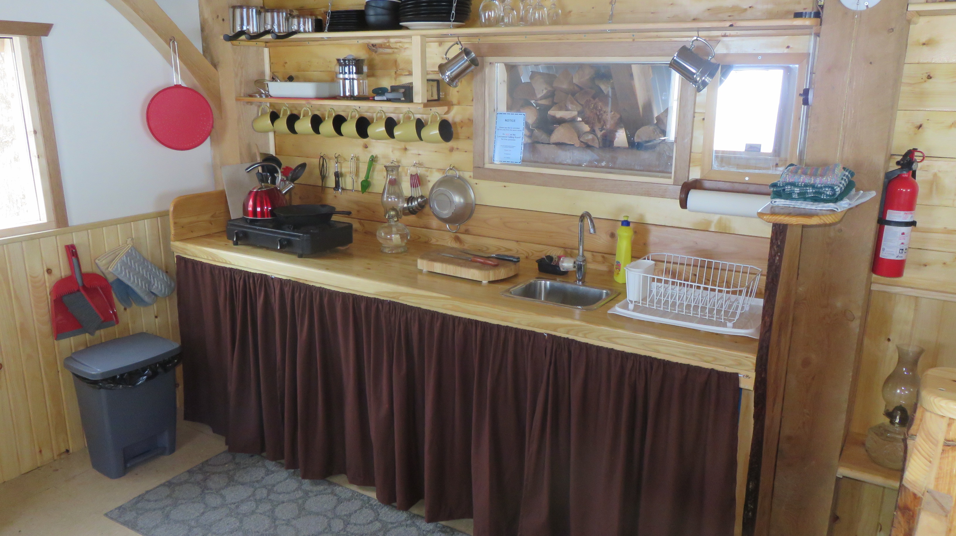 Zoom in Uberhaus Galley